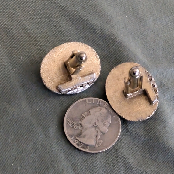 Vintage Dante White & Gold Cufflink Set. White Marbled Oval Stone Cufflinks - Picture 4 of 9